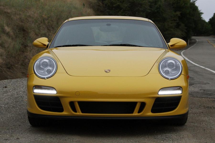  Porsche 911 GTS 2011 года  (фото 6 из 44)